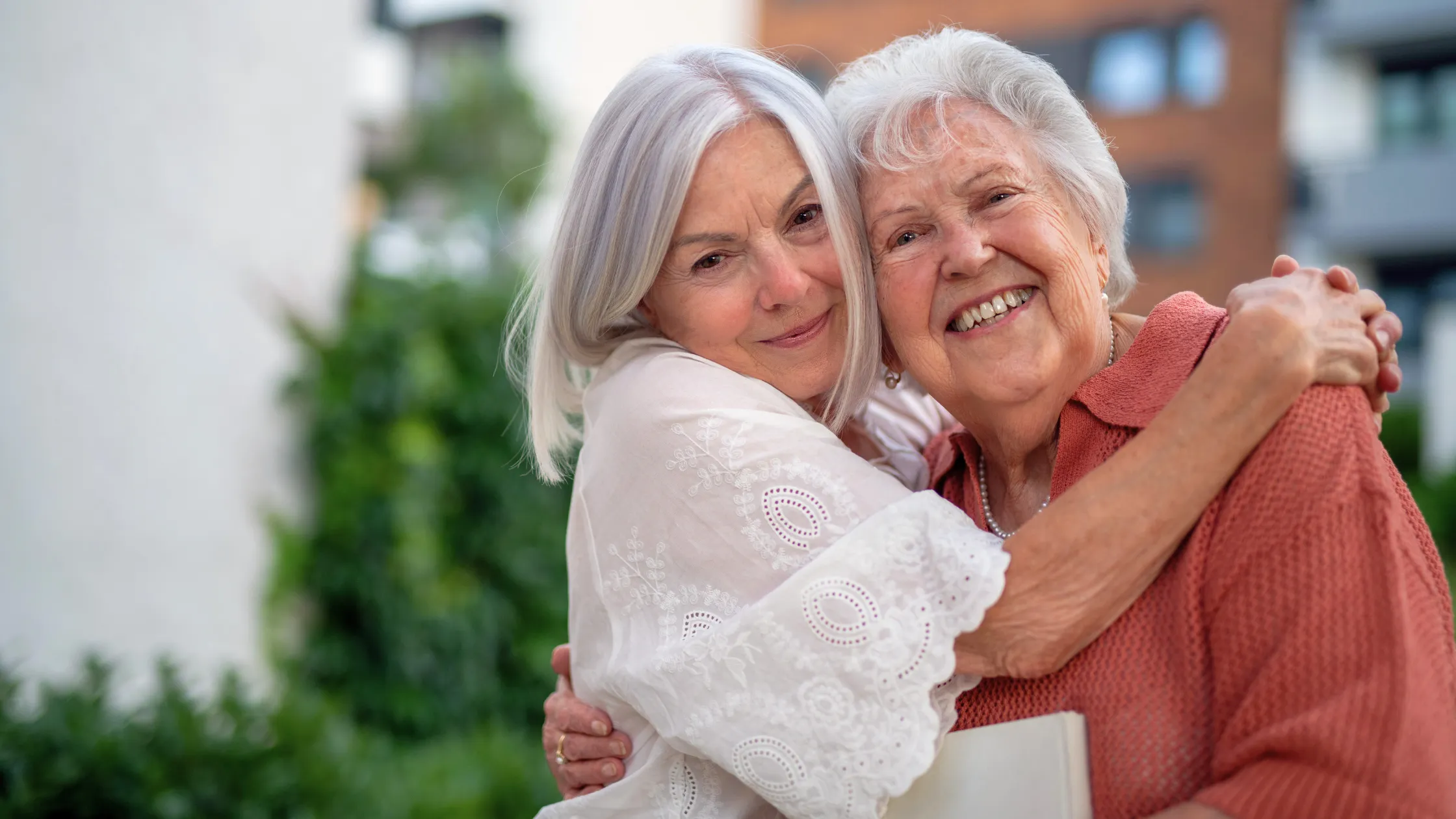 What Is Aging in Place? Meaning, Benefits & Home Safety Tips